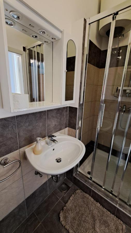 Apartmani Belsito Lovran Ngoại thất bức ảnh